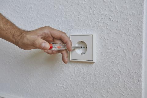 Wiha Próbnik napięcia 120-250 V płaski przezroczysty, z klipsem do przypinania w blistrze w blistrze 3.0 mm (32201)