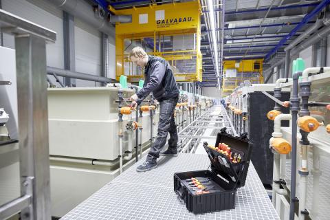 Wiha Walizka narzędziowa XL electric 81-cz. (40523)