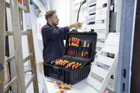 Wiha Walizka narzędziowa XL electric 81-cz. (40523)