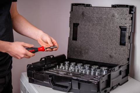 Wiha Zestaw kluczy nasadowych i bitów 1/4" i 1/2" 60-cz. wraz z L-Boxx (44685)