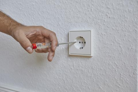 Wiha Próbnik napięcia 120-250 V płaski przezroczysty, z klipsem do przypinania w blistrze w blistrze 3.0 mm (32201)